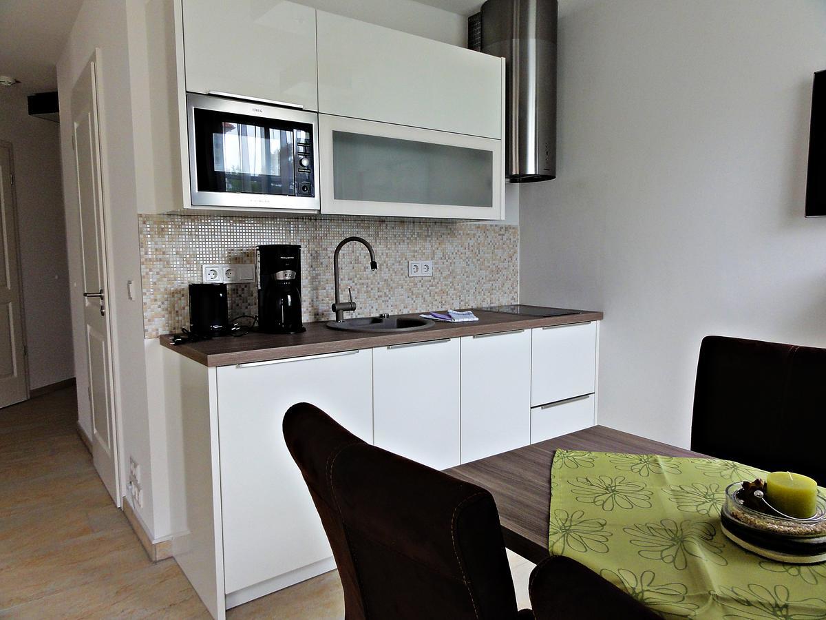 3 Zimmer Ferienwohnung Haus Meeresblick Mit Meerblick A005 Mit Suedterrasse Und Strandkorb Baabe Buitenkant foto