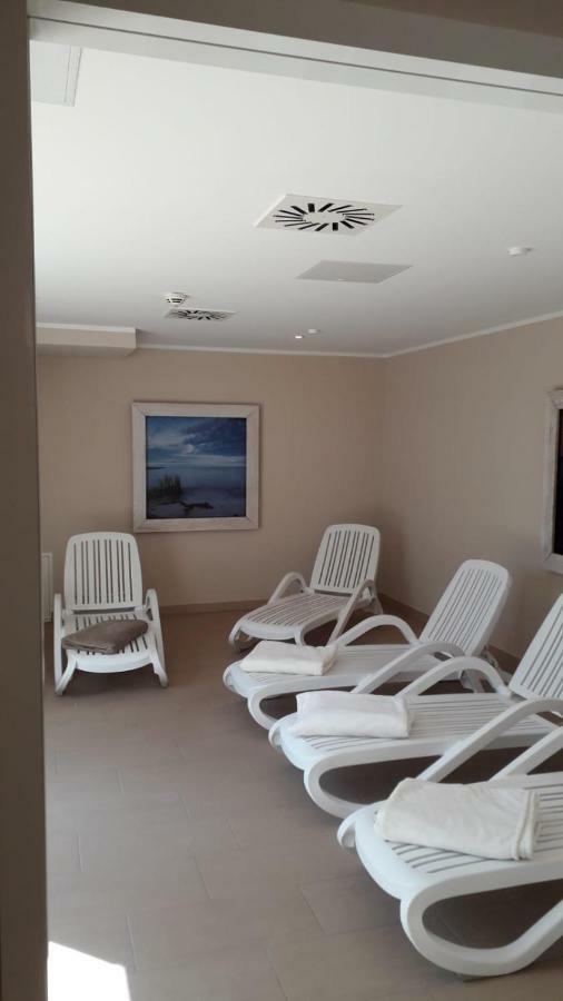 3 Zimmer Ferienwohnung Haus Meeresblick Mit Meerblick A005 Mit Suedterrasse Und Strandkorb Baabe Buitenkant foto