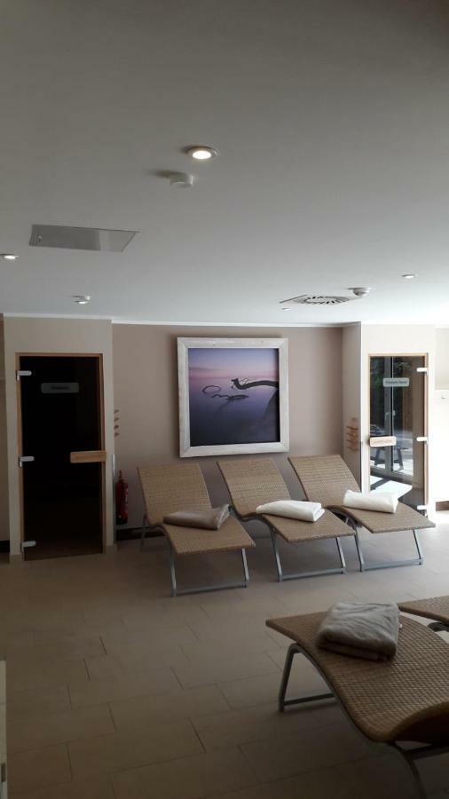 3 Zimmer Ferienwohnung Haus Meeresblick Mit Meerblick A005 Mit Suedterrasse Und Strandkorb Baabe Buitenkant foto