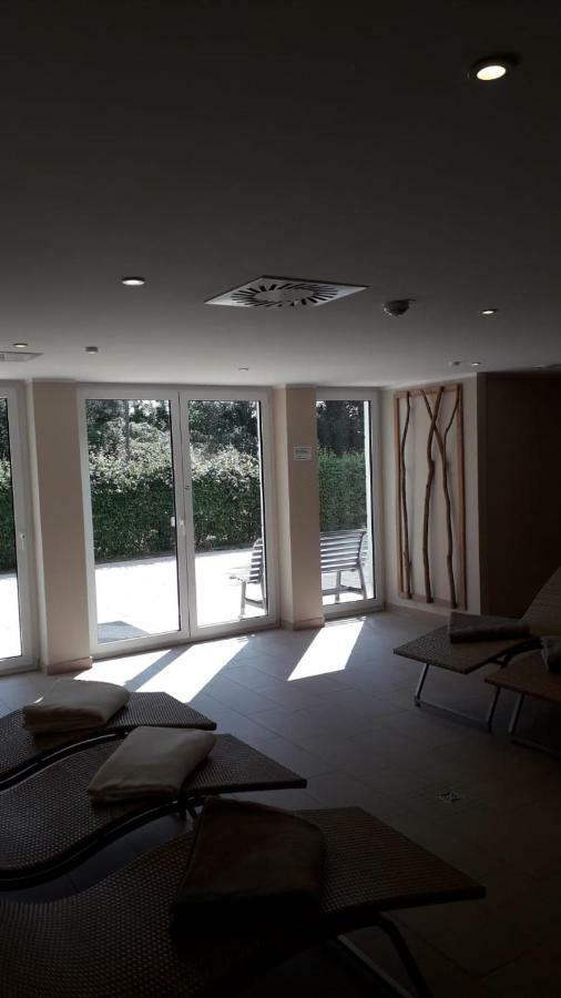 3 Zimmer Ferienwohnung Haus Meeresblick Mit Meerblick A005 Mit Suedterrasse Und Strandkorb Baabe Buitenkant foto
